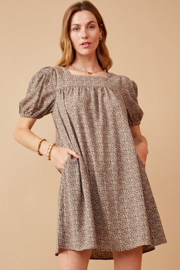 HY6211W TAUPE Plus Ditsy Paisley Print Square Neck Puff Sleeve Dress Front